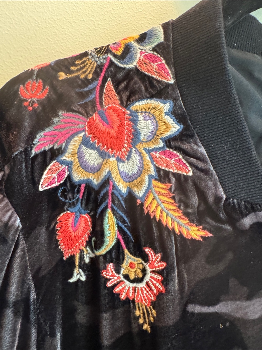 Johnny Was Black Camo Tracker Jacket with Multicolor Floral Embroidery - Picture 2 of 6